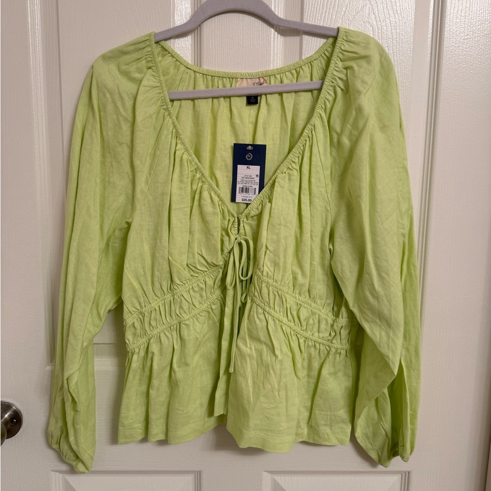 Universal Thread Light Green Peasant Blouse